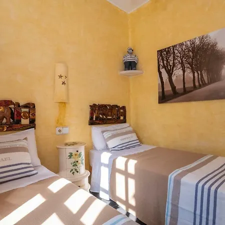 Lejlighed Apartamento Playas De Fornells Con Piscina Comunitaria Y Vistas Al Mar *