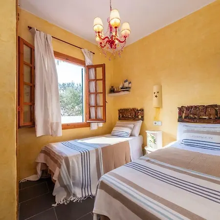Apartamento Playas De Fornells Con Piscina Comunitaria Y Vistas Al Mar